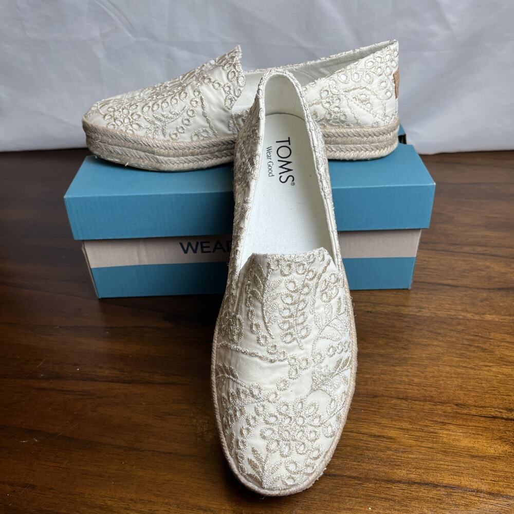 TOMS Carolina Egret Botanical Eyelet Slip-On Espadrille Shoe Cream & Gold - US 9